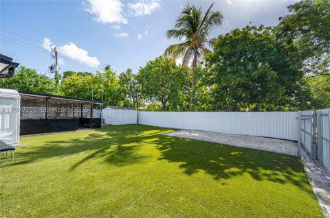 20001 NW 14th Ave, Miami Gardens FL - photo 10 of 26