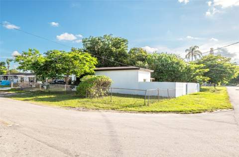 7190 NW 21st Ave, Miami FL - photo 11 of 35