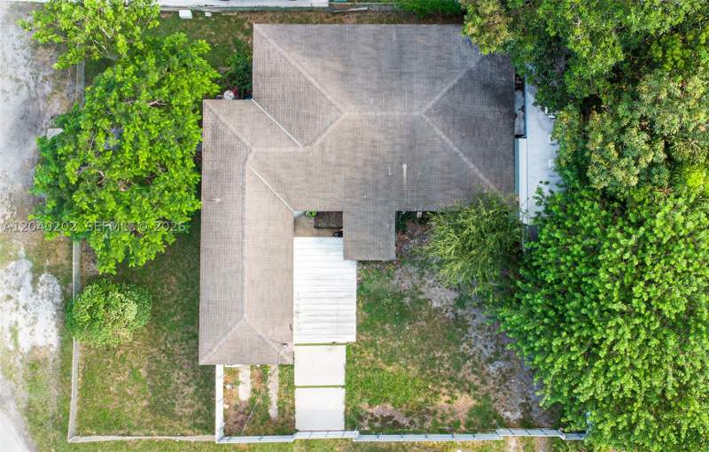 4 bedroom SingleFamilyResidence at 7190 NW 21st Ave, Para Villa Heights, Miami — photo 3