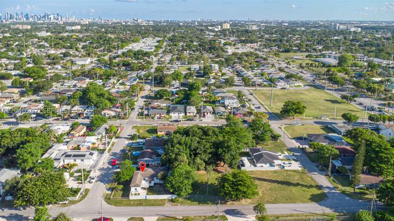 4 bedroom SingleFamilyResidence at 7190 NW 21st Ave, Para Villa Heights, Miami — photo 5
