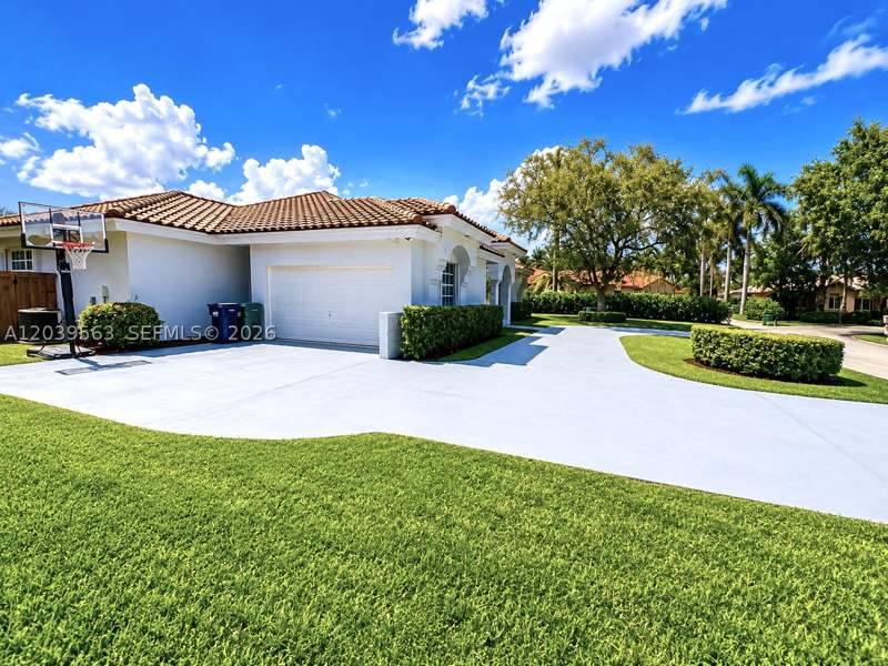 4 bedroom SingleFamilyResidence at 15690 SW 153rd Ct, Cassandra Estates, Miami — photo 5