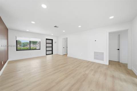 7200 W 12th Ave, Hialeah FL - photo 20 of 49