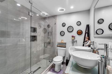 302 NW 100th St, Miami FL - photo 21 of 46