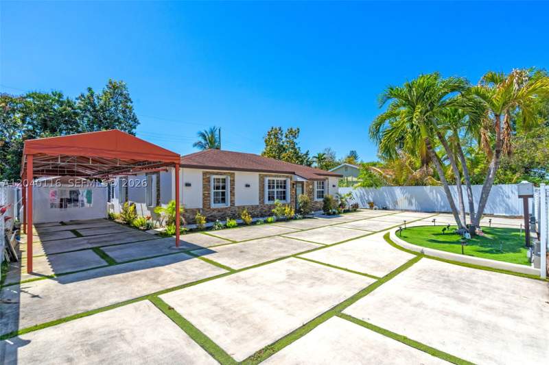 3 bedroom SingleFamilyResidence at 302 NW 100th St, Parkers Shores, Miami — photo 3