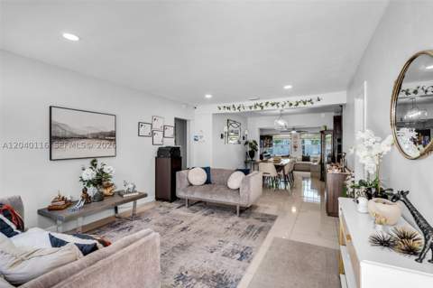 302 NW 100th St, Miami FL - photo 7 of 46