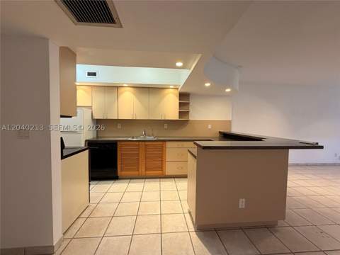 100 Lincoln Rd 1410, Miami Beach FL - photo 18 of 30