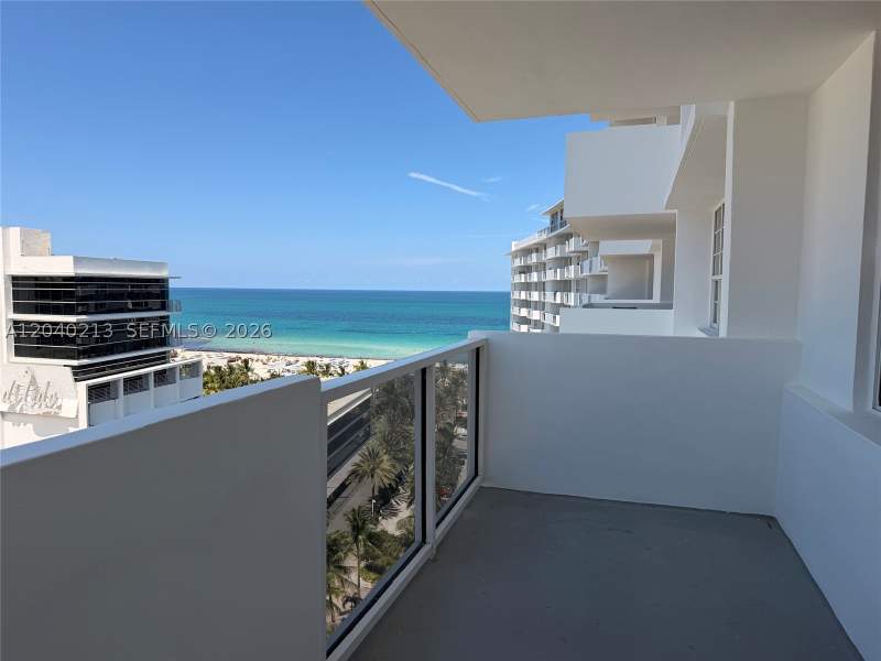 1 bedroom Condominium at 100 Lincoln Rd 1410, The Decoplage Condo, Miami Beach — photo 3