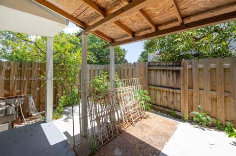 1450 NE 151st St 101, Miami FL - photo 24 of 35