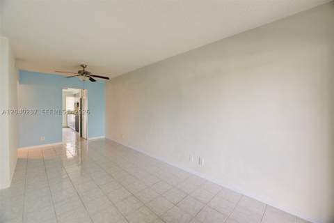 1450 NE 170th St 115, North Miami Beach FL - photo 10 of 36