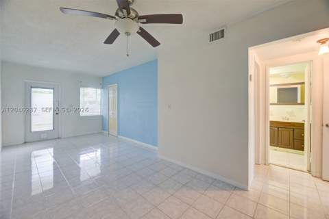 1450 NE 170th St 115, North Miami Beach FL - photo 13 of 36