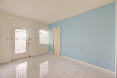 1450 NE 170th St 115, North Miami Beach FL - photo 16 of 36