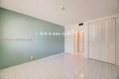 1450 NE 170th St 115, North Miami Beach FL - photo 24 of 36