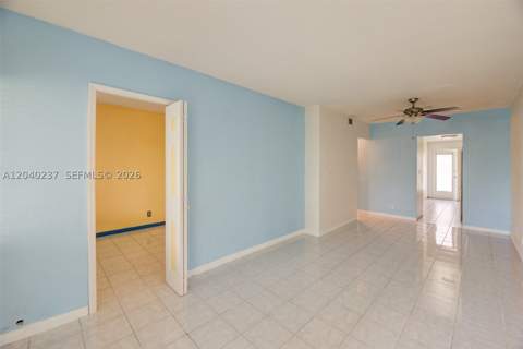 1450 NE 170th St 115, North Miami Beach FL - photo 9 of 36