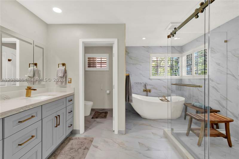 4 bedroom SingleFamilyResidence at 8940 SW 160th St, Be-Car South, Palmetto Bay — photo 2