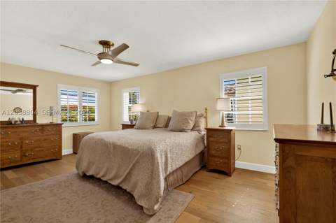 8940 SW 160th St, Palmetto Bay FL - photo 21 of 45