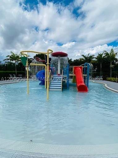 8025 NW 104th Ave 31, Doral FL - photo 14 of 15