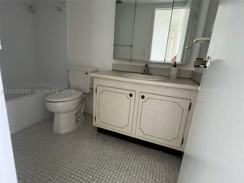 13155 Ixora Ct 703, North Miami FL - photo 10 of 29