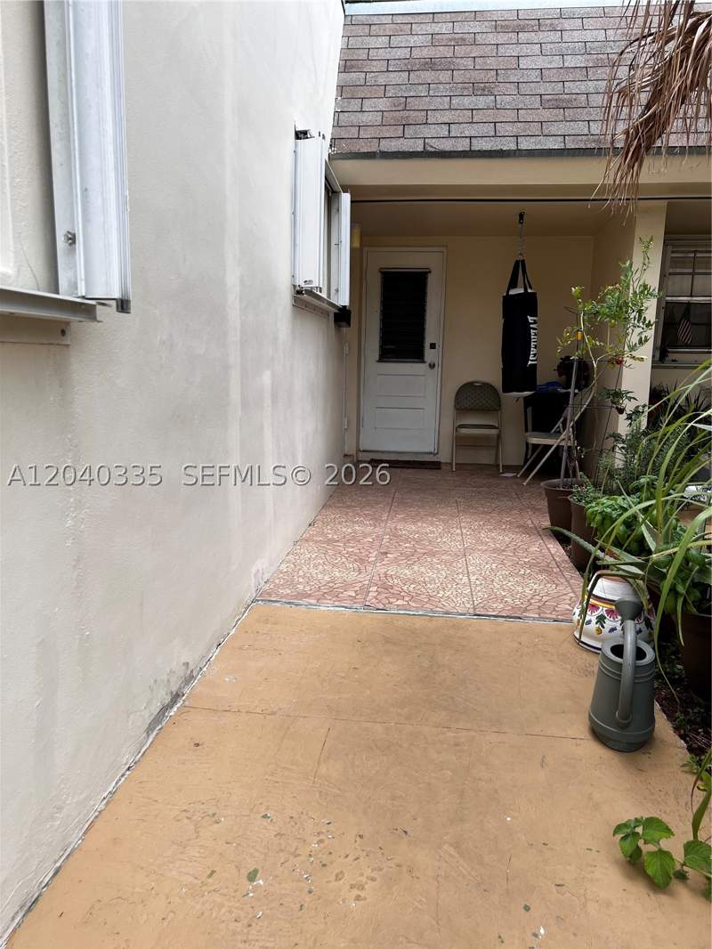 2 bedroom Condominium at 11229 SW 169th St V4742, Green Hills Park West No, Miami — photo 3
