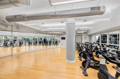 244 Biscayne Blvd 301, Miami FL - photo 19 of 20