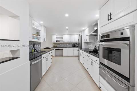 10175 Collins Ave 103, Bal Harbour FL - photo 15 of 38