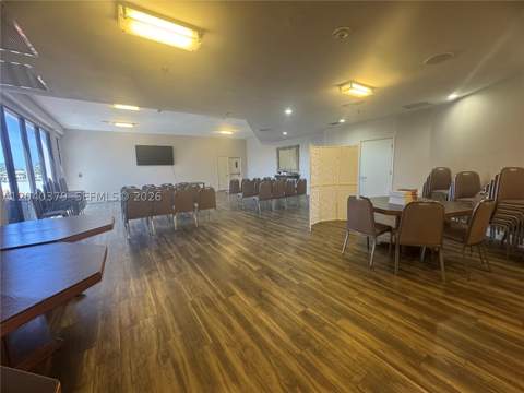 20505 E Country Club Dr 835, Aventura FL - photo 24 of 26