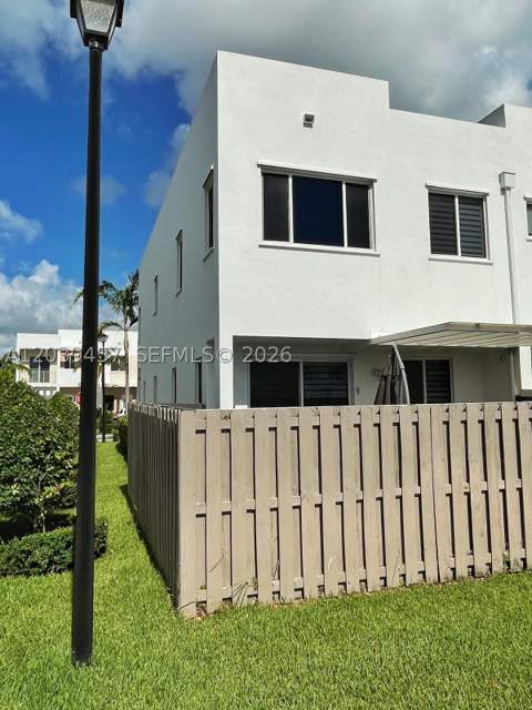 7243 NW 103rd Path, Doral FL - photo 6 of 55