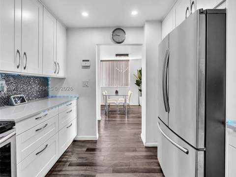 2450 NE 135th St 201, North Miami FL - photo 11 of 33