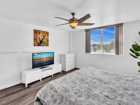 2450 NE 135th St 201, North Miami FL - photo 18 of 33