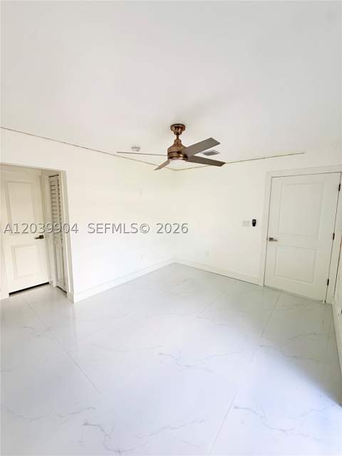18133 SW 93rd Ave, Palmetto Bay FL - photo 10 of 29