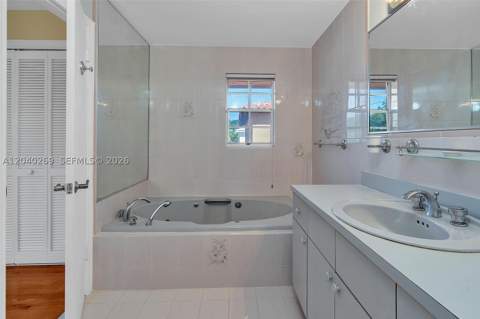 5309 Alton Rd, Miami Beach FL - photo 18 of 51