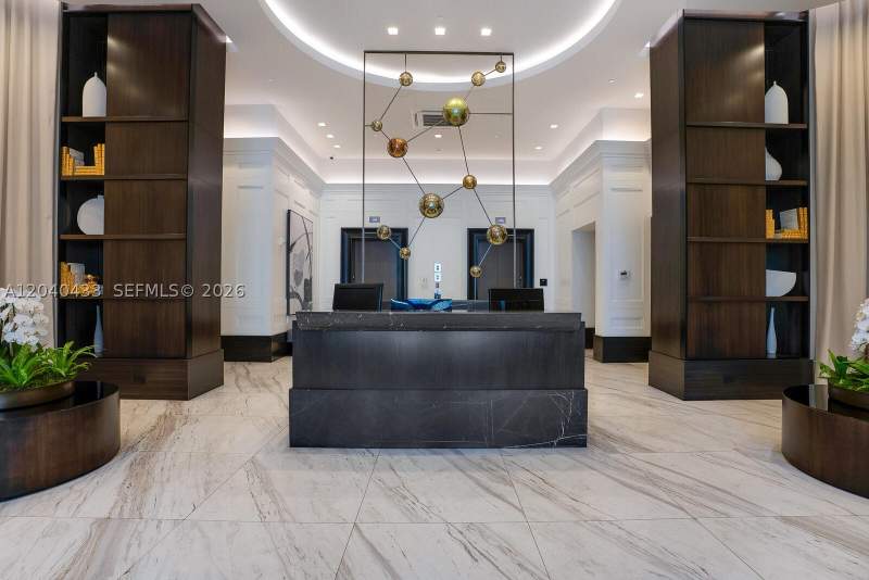 3 bedroom Condominium at 275 Giralda Ave 6C, Giralda Place Condo, Coral Gables — photo 2