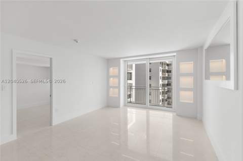 345 Ocean Dr 924, Miami Beach FL - photo 10 of 28