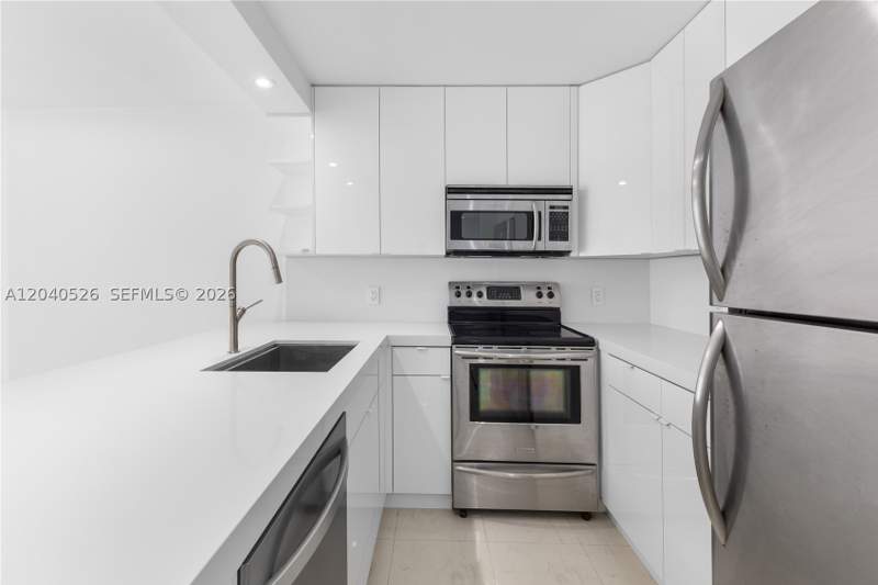 1 bedroom Condominium at 345 Ocean Dr 924, Ocean Point Condo, Miami Beach — photo 5