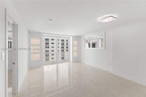 345 Ocean Dr 924, Miami Beach FL - photo 9 of 28