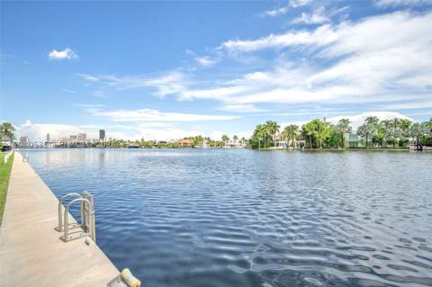 20191 E Country Club Dr 1805, Aventura FL - photo 12 of 36