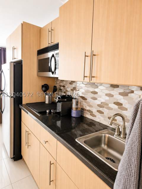 19201 Collins Ave 1144, Sunny Isles Beach FL - photo 9 of 21