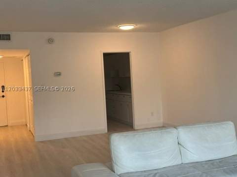 5401 Collins Ave 513, Miami Beach FL - photo 23 of 40