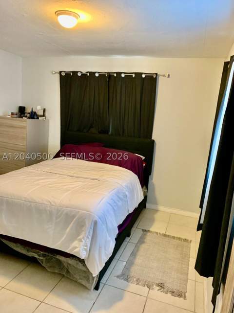 1350 NE 119th St 135021, Miami FL - photo 6 of 10