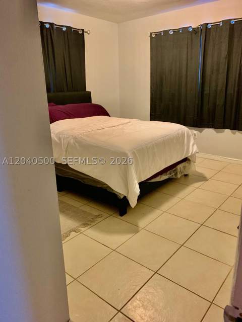 1350 NE 119th St 135021, Miami FL - photo 7 of 10