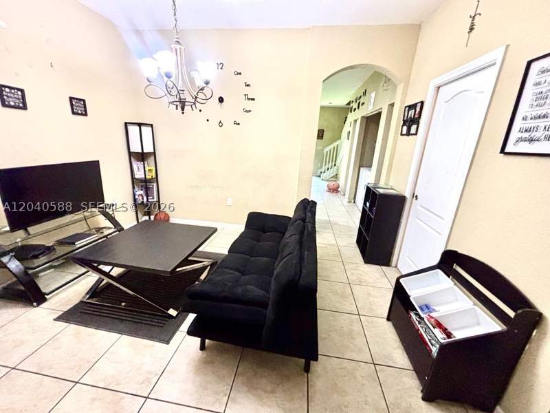 3 bedroom Townhouse at 21207 NW 14th Pl 7-28, Majorca Isles II Condo, Miami Gardens — photo 2