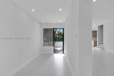 337 W 28th St, Miami Beach FL - photo 15 of 45
