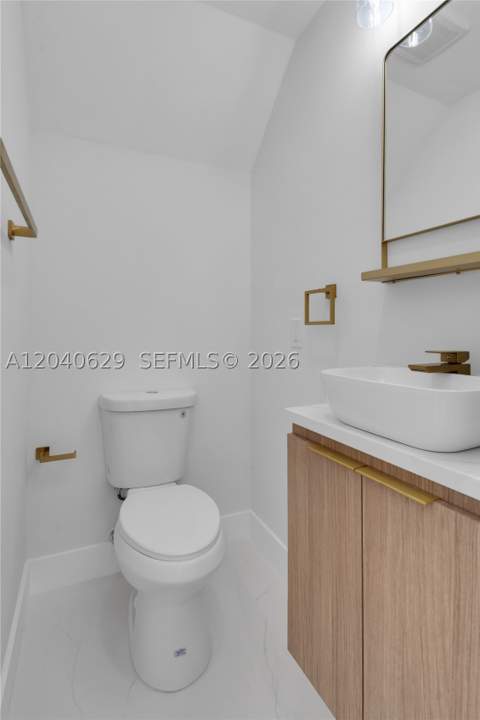 337 W 28th St, Miami Beach FL - photo 18 of 45