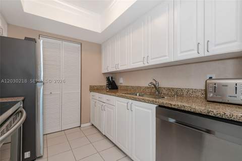 90 Alton Rd 607, Miami Beach FL - photo 10 of 25