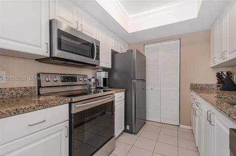 90 Alton Rd 607, Miami Beach FL - photo 11 of 25
