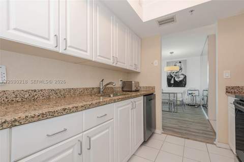 90 Alton Rd 607, Miami Beach FL - photo 14 of 25