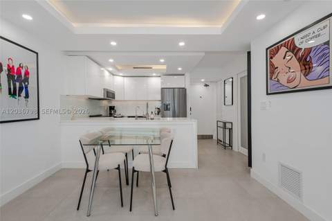 345 Ocean Dr 326, Miami Beach FL - photo 11 of 26