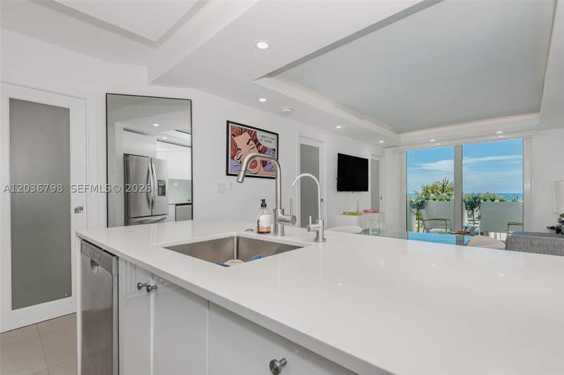 1 bedroom Condominium at 345 Ocean Dr 326, Ocean Point Condo, Miami Beach — photo 2