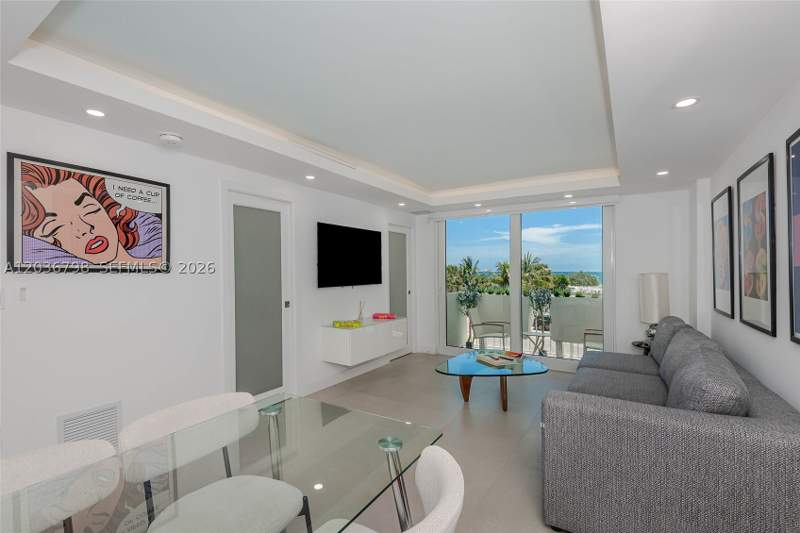 1 bedroom Condominium at 345 Ocean Dr 326, Ocean Point Condo, Miami Beach — photo 4