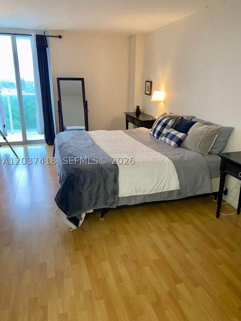 100 Bayview Dr 726, Sunny Isles Beach FL - photo 18 of 38