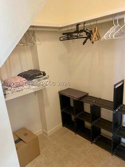 100 Bayview Dr 726, Sunny Isles Beach FL - photo 21 of 38